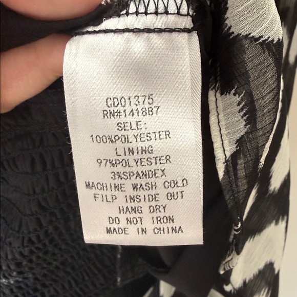 TCEC Josie Leopard Black and White Print Mini Dress size Medium - Picture 8 of 8